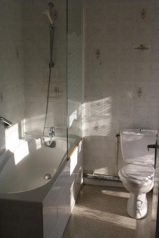 Auberge De Saint Julien Aux Bois Quarto foto